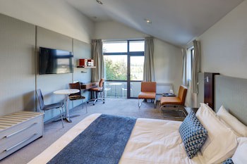 Garden Court Suites And Apartments