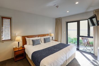 Garden Court Suites And Apartments