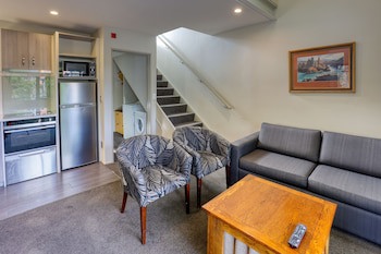 Garden Court Suites And Apartments