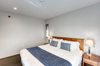 Garden Court Suites And Apartments