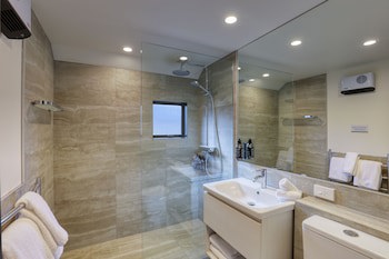 Garden Court Suites And Apartments