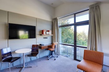 Garden Court Suites And Apartments