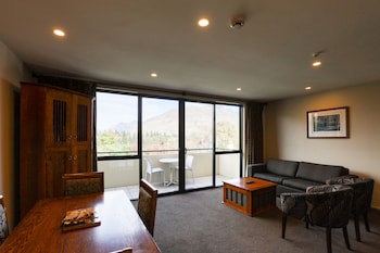 Garden Court Suites And Apartments