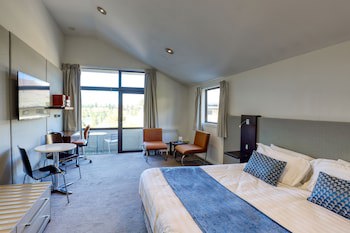 Garden Court Suites And Apartments