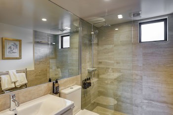 Garden Court Suites And Apartments