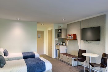 Garden Court Suites And Apartments