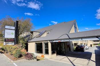 Garden Court Suites And Apartments