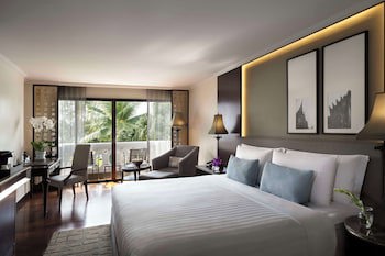 Anantara Riverside Bangkok Resort