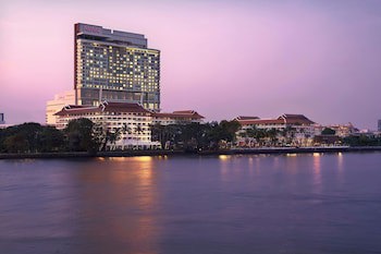Anantara Riverside Bangkok Resort