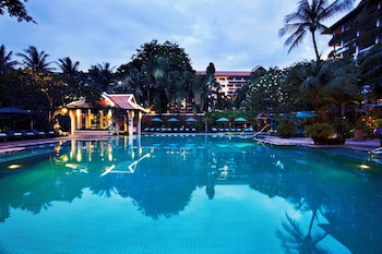 Anantara Riverside Bangkok Resort