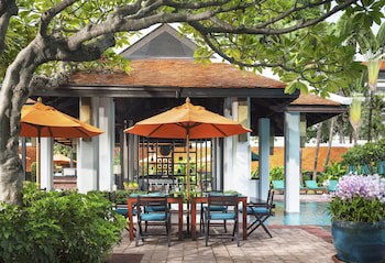 Anantara Riverside Bangkok Resort