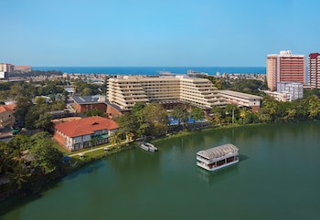 Cinnamon Lakeside Colombo