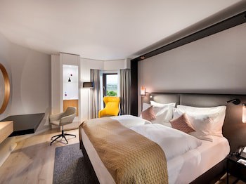 Crowne Plaza Dusseldorf-Neuss by IHG fotoğrafı