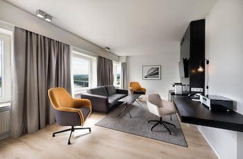Crowne Plaza Dusseldorf-Neuss by IHG galeri fotoğrafı