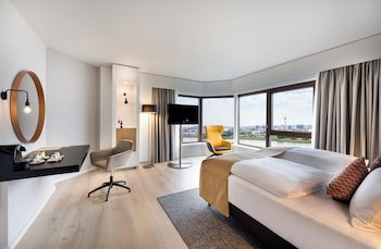 Crowne Plaza Dusseldorf-Neuss by IHG galeri fotoğrafı