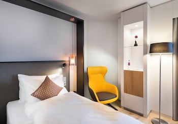 Crowne Plaza Dusseldorf-Neuss by IHG galeri fotoğrafı