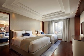 Lotte Hotel World