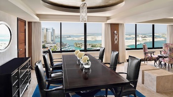 InterContinental Abu Dhabi by IHG galeri fotoğrafı