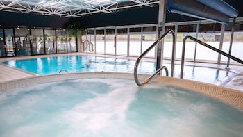 Waterton Park Hotel