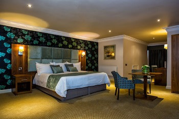 Waterton Park Hotel