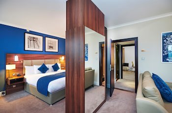 Doubletree By Hilton London - Docklands Riverside
