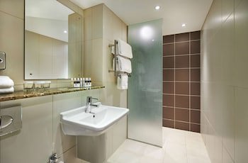 Doubletree By Hilton London - Docklands Riverside