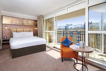 Doubletree By Hilton London - Docklands Riverside