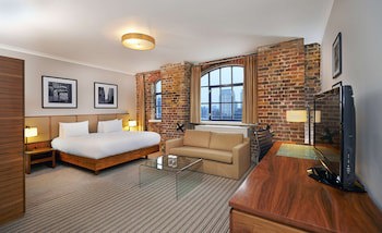 Doubletree By Hilton London - Docklands Riverside