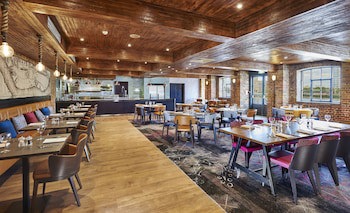 Doubletree By Hilton London - Docklands Riverside