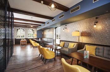 Doubletree By Hilton London - Docklands Riverside