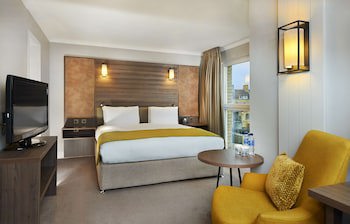 Doubletree By Hilton London - Docklands Riverside