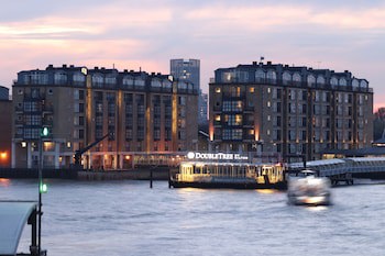 Doubletree By Hilton London - Docklands Riverside