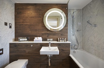 Doubletree By Hilton London - Docklands Riverside