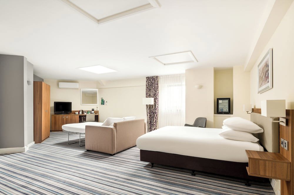 Holiday Inn Northampton by IHG