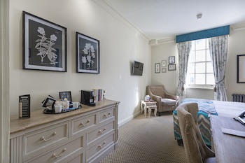 The White Horse Hotel, Romsey, Hampshire