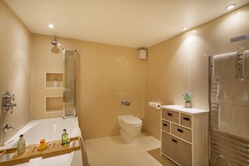 The White Horse Hotel, Romsey, Hampshire