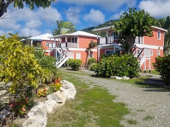 Catamaran Hotel Marina
