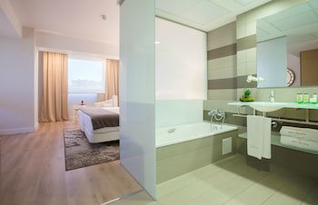 Hotel Tres Reyes Pamplona