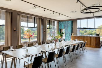 Apollo Hotel Amsterdam, A Tribute Portfolio Hotel