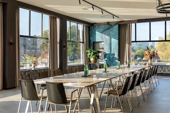 Apollo Hotel Amsterdam, A Tribute Portfolio Hotel