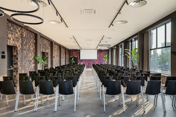 Apollo Hotel Amsterdam, A Tribute Portfolio Hotel