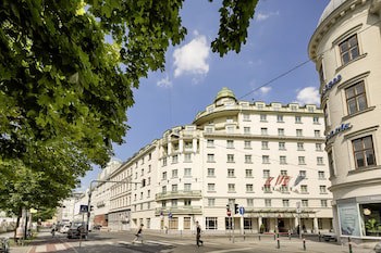 Austria Trend Hotel Ananas