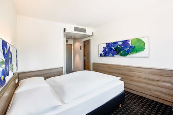 H+ Hotel Frankfurt Airport West fotoğrafı