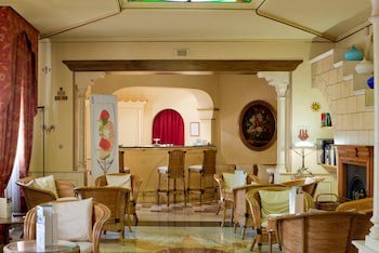 Hotel Milan Regency fotoğrafı
