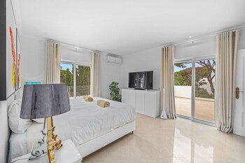 Vale Do Lobo Resort