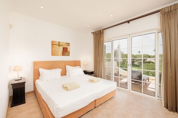Vale Do Lobo Resort