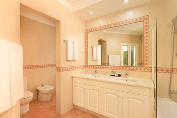Vale Do Lobo Resort