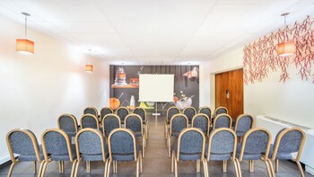 Ibis Styles Abidjan Marcory