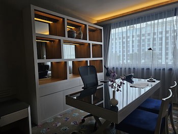 Concorde Hotel Singapore