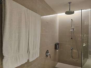 Concorde Hotel Singapore